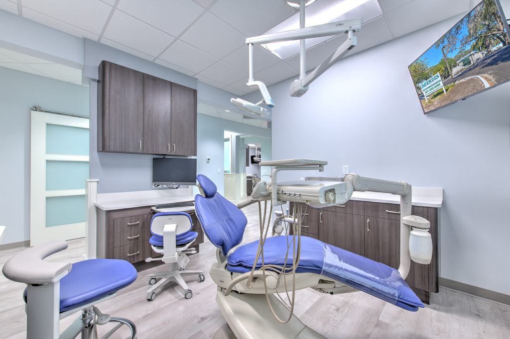 {PRACTICE_NAME} patient treatment room